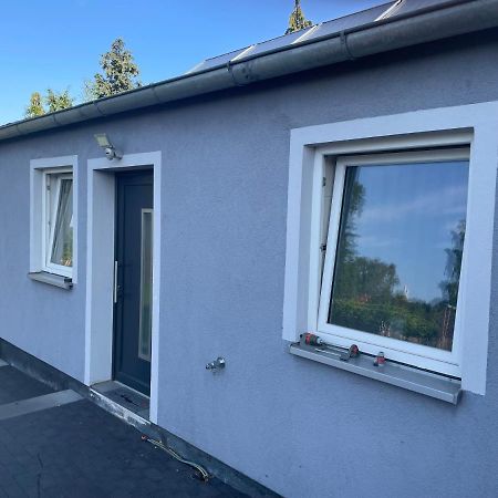 הנובר Ferienwohnung Mit Fussbodenheizung Nahe Messe, Gratis Parkplatz Und Abstellplatz E - Bike מראה חיצוני תמונה